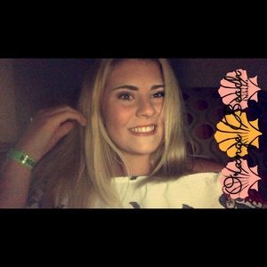 Meet your Posher, Hannah